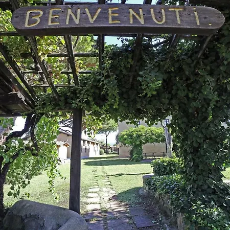 Agri Tourism Il Vignone Ito02493 Sya *