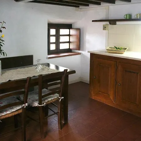 Agri Tourism Il Vignone Ito02493 Sya *